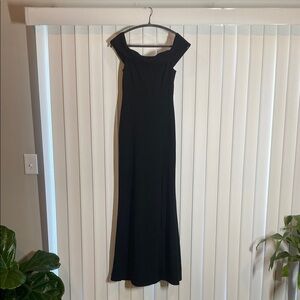 Lulus off the shoulder black maxi dress